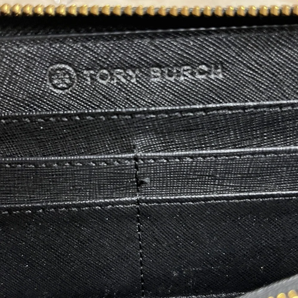 EUC Tory Burch large continental logo zip around saffiano leather wallet